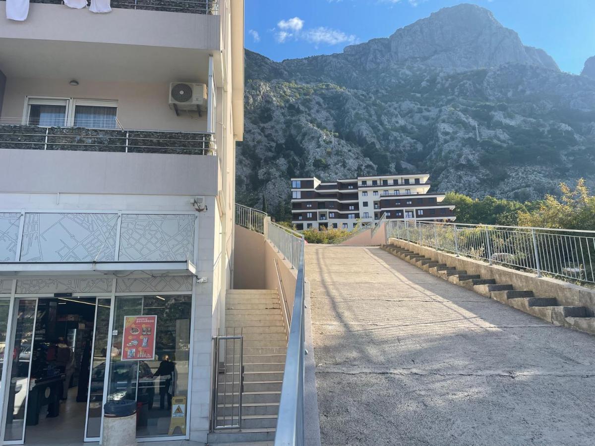 Miracle Apartment Kotor Extérieur photo