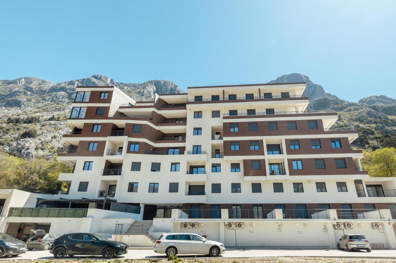 Miracle Apartment Kotor Extérieur photo